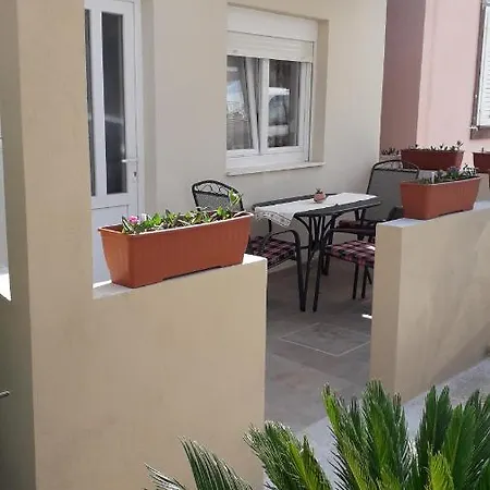 Podvrsina1a Rosa Holiday home