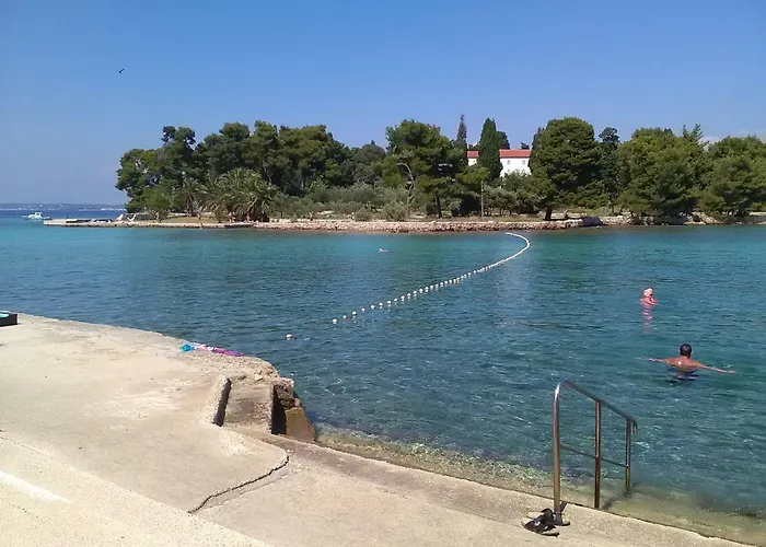 Tatil Evi Podvrsina1a Rosa Preko